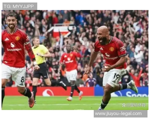 欧冠激战曼联大胜波尔图红牌争议引发全场热议