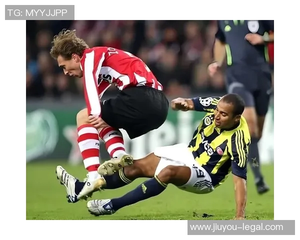 巴萨友谊赛大胜阿森纳争议判罚引发全场热议